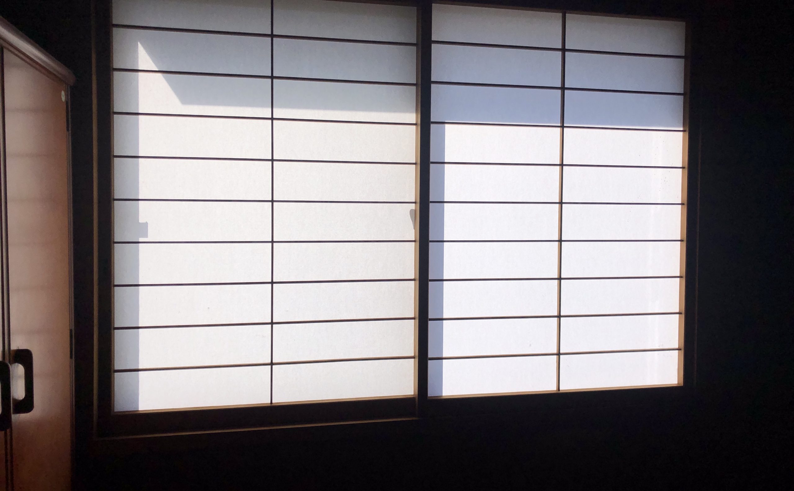 張替え屋の仕事。障子の張替え 浜松市中区鴨江